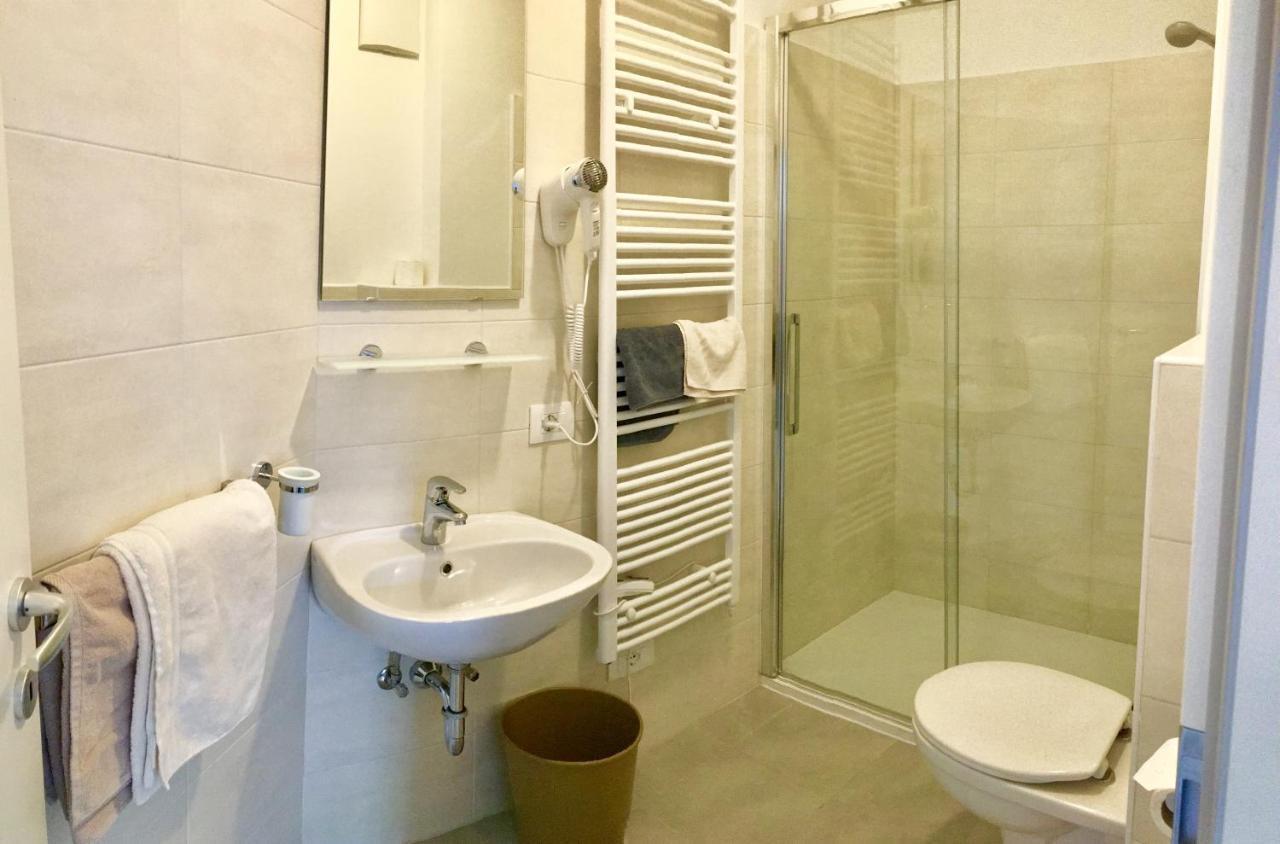 Garni Guflhof Bed and Breakfast Caldaro Εξωτερικό φωτογραφία