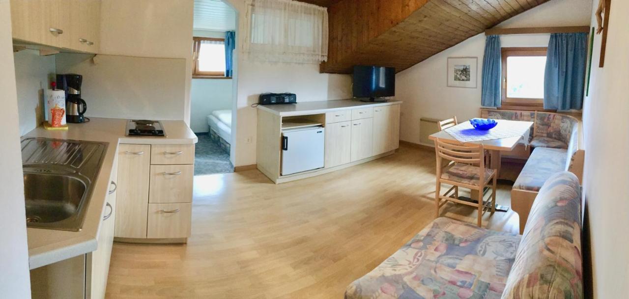 Garni Guflhof Bed and Breakfast Caldaro Εξωτερικό φωτογραφία